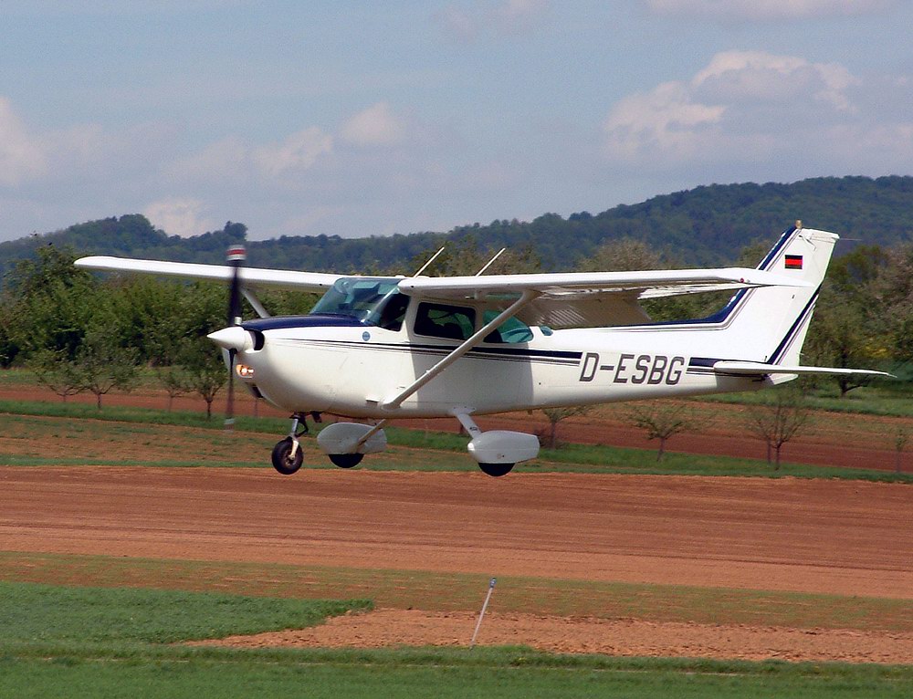 Cessna-172.jpg