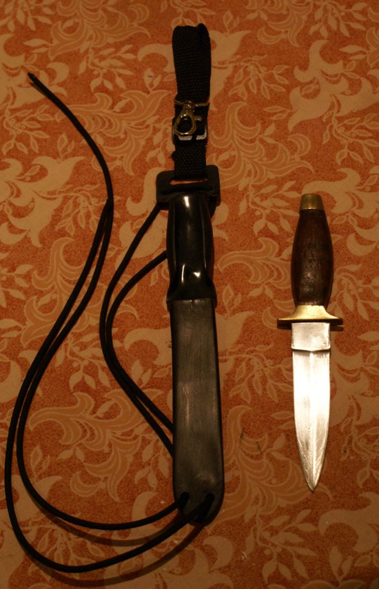 knife + sheath